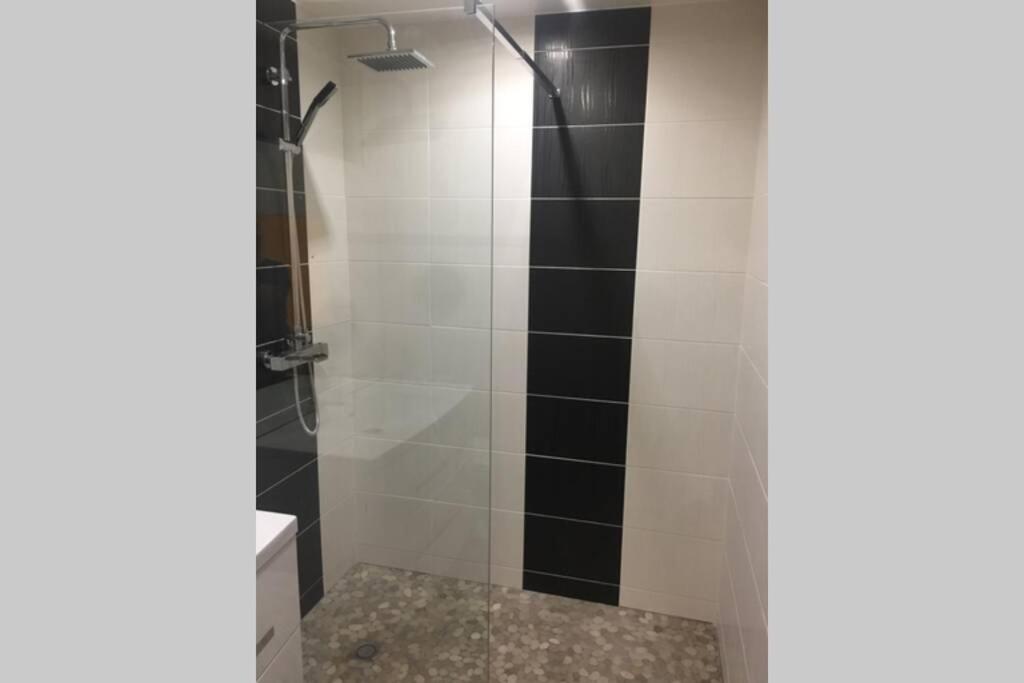 Nid D Amour F1 40M2 Calme Rdc Possibilite Jacuzzi Hammam Chamalieres Ngoại thất bức ảnh